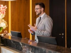 In What Ways do Hotel Management Colleges in Mumbai Provide you with a Competitive Edge?