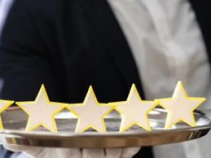 What are the Differences between Hospitality and Hotel Management?